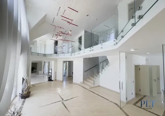 Pronájem vily, Babice, Starobabická, 728 m2