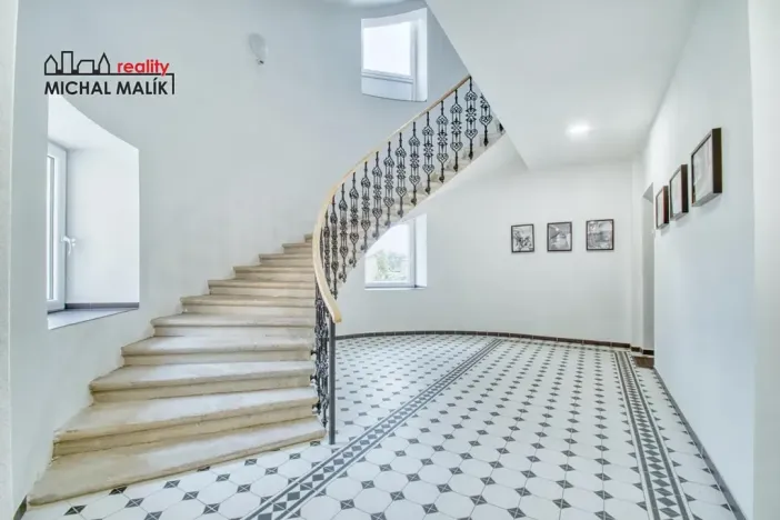 Prodej bytu 2+kk, Hranice, Třída Československé armády, 55 m2