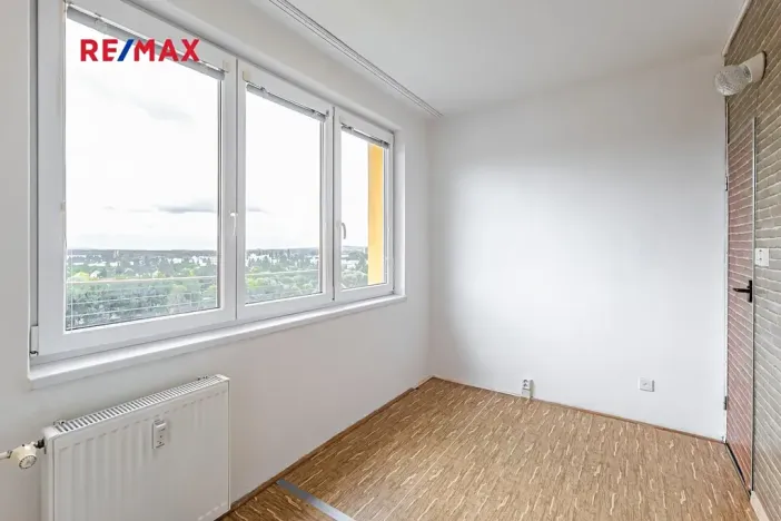 Pronájem bytu 1+1, Jindřichův Hradec, sídliště Vajgar, 43 m2