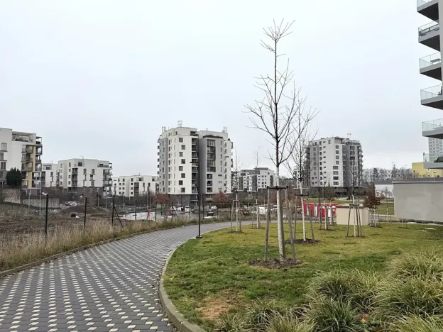 Pronájem bytu 1+kk, Praha - Hrdlořezy, V třešňovce, 40 m2