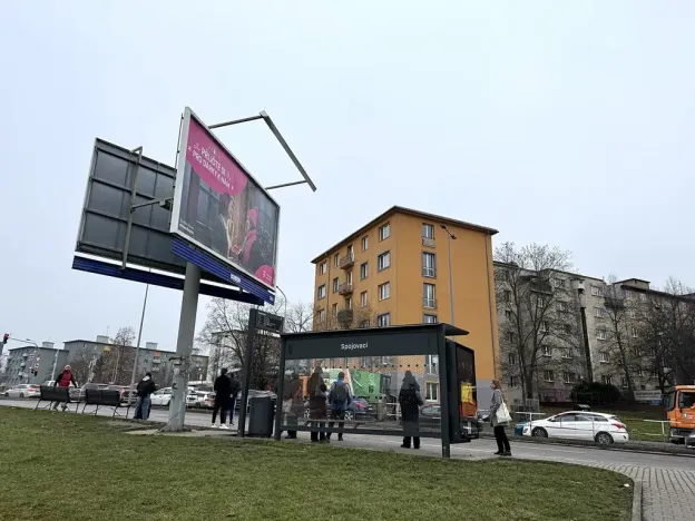 Pronájem bytu 1+kk, Praha - Hrdlořezy, V třešňovce, 40 m2