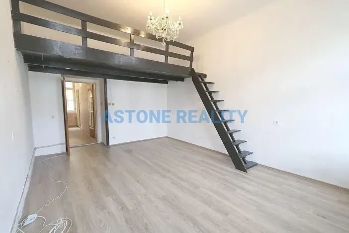 Prodej bytu 3+1, Praha - Karlín, Peckova, 96 m2