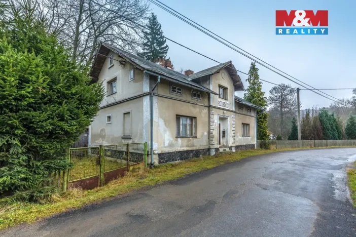 Prodej rodinného domu, Kunratice u Cvikova, 190 m2