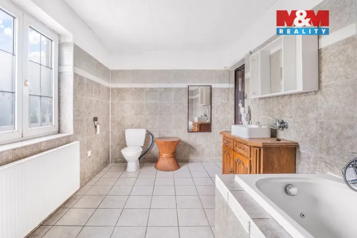 Prodej bytu 3+1, Dlouhý Most, 80 m2