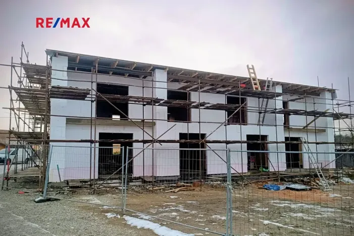 Prodej bytu 3+kk, Třeština, 74 m2