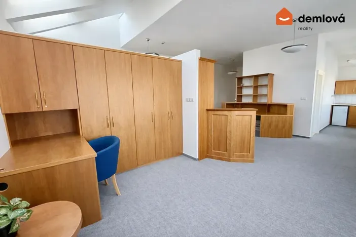 Pronájem kanceláře, Ostrava, Smetanovo náměstí, 113 m2