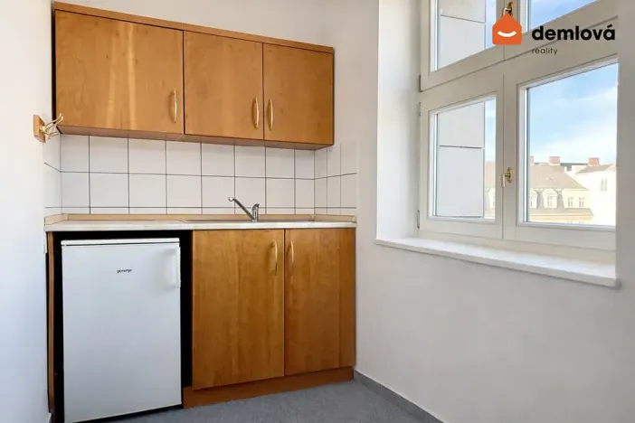 Pronájem kanceláře, Ostrava, Smetanovo náměstí, 113 m2