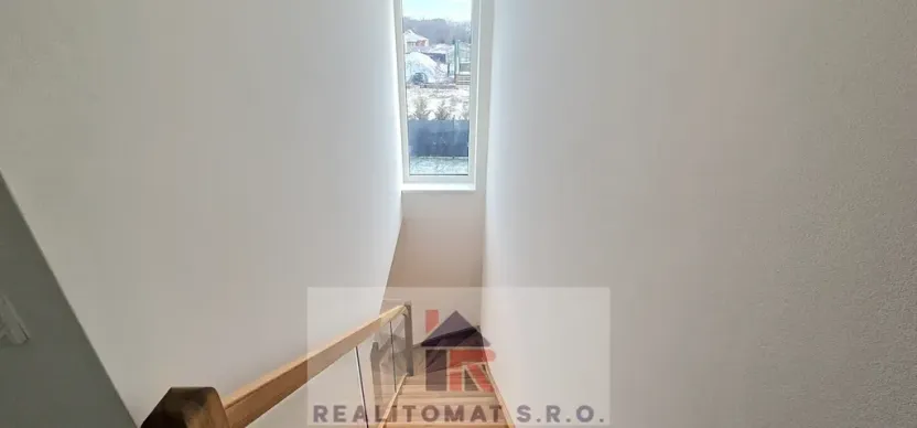 Pronájem rodinného domu, Chrášťany, 108 m2