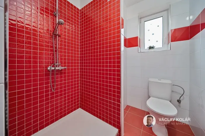 Prodej rodinného domu, Pecka, 176 m2