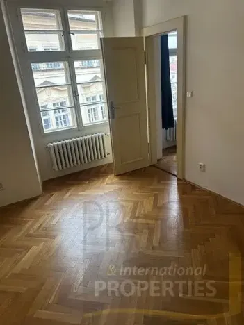 Pronájem kanceláře, Praha - Staré Město, Melantrichova, 35 m2