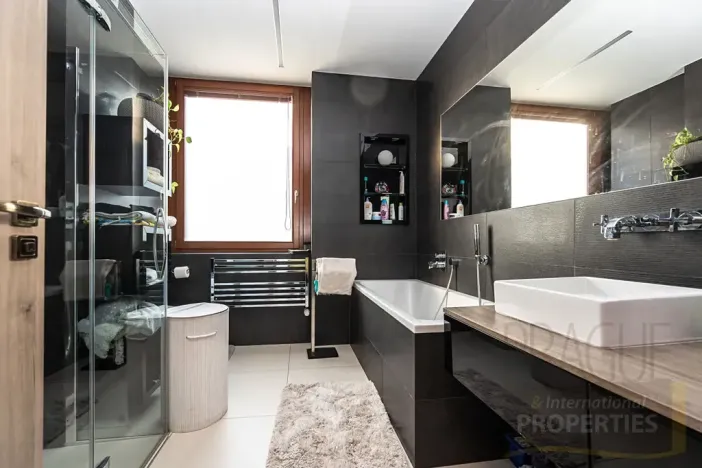 Prodej bytu 5+1, Praha - Vršovice, 266 m2