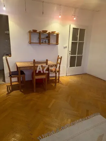 Prodej bytu 2+kk, Praha - Bubeneč, Lotyšská, 39 m2
