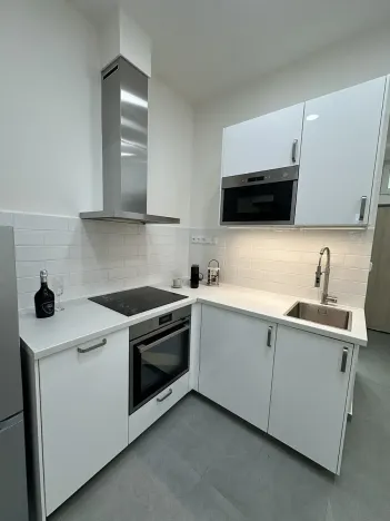 Pronájem bytu 1+1, Praha - Libeň, Kovářská, 35 m2