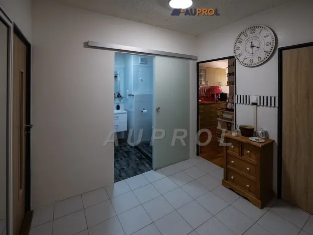 Prodej bytu 3+1, Praha - Černý Most, Kpt. Stránského, 85 m2