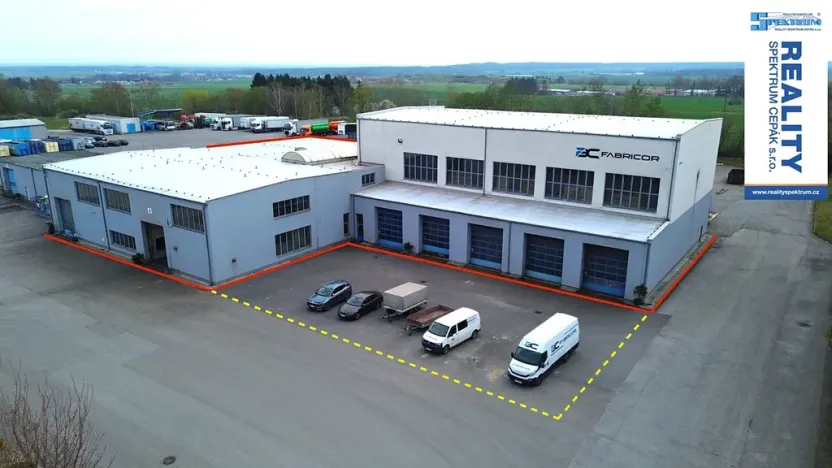 Pronájem výrobních prostor, Lišov, Hůrecká, 2357 m2