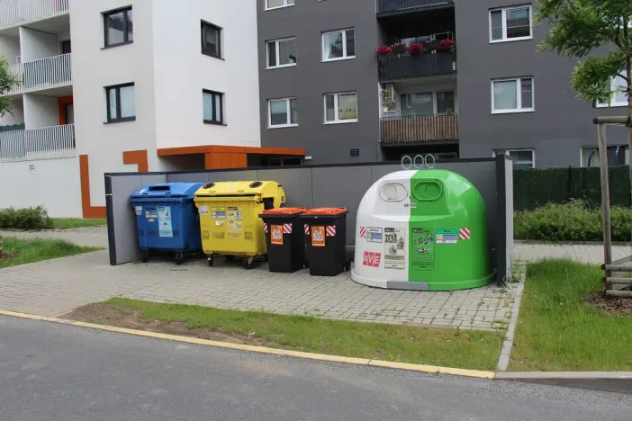 Pronájem ostatní, Praha - Vysočany, Strnadových