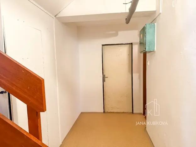 Prodej bytu 1+1, Hýsly, 34 m2