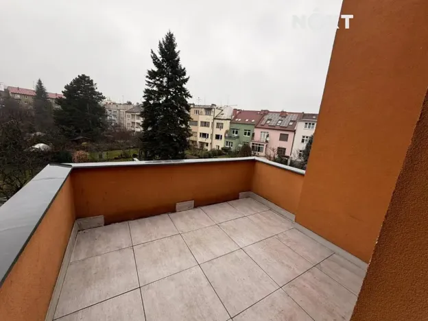 Pronájem bytu 2+kk, Brno, Krkoškova, 52 m2