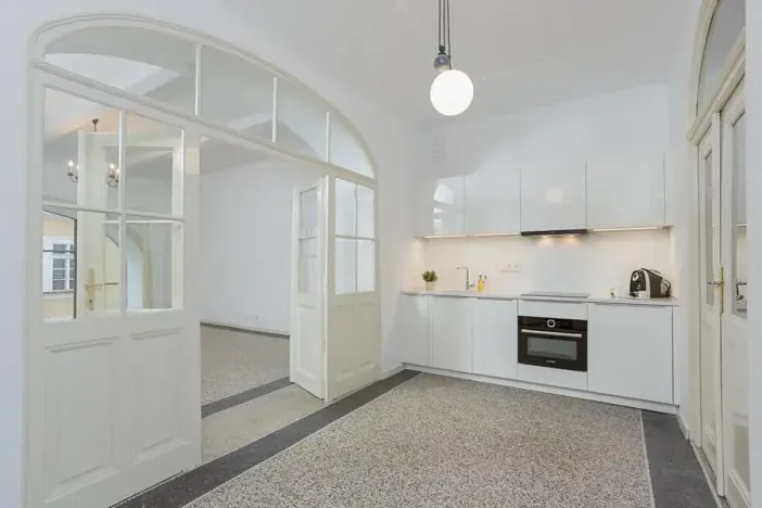 Pronájem kanceláře, Praha - Staré Město, Martinská, 76 m2