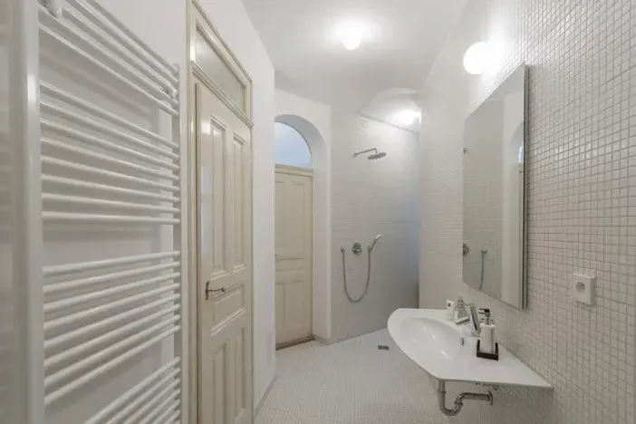 Pronájem kanceláře, Praha - Staré Město, Martinská, 76 m2