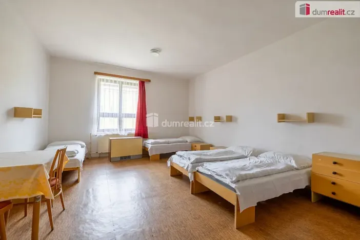 Prodej rybníku, Valeč, 4174 m2