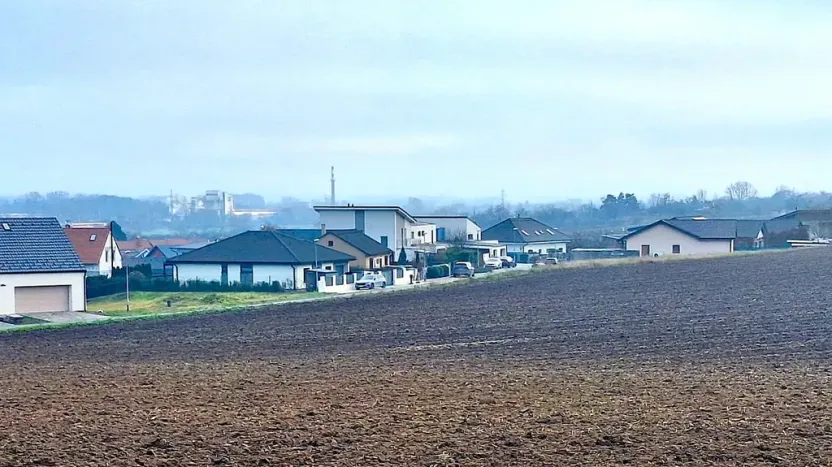 Prodej pozemku pro bydlení, Hrušovany u Brna, Pod Střediskem, 898 m2