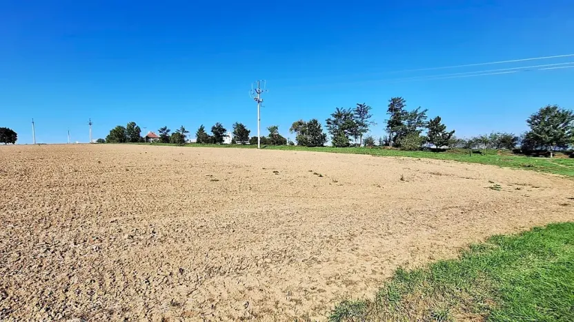 Prodej pozemku pro bydlení, Hrušovany u Brna, Pod Střediskem, 1230 m2