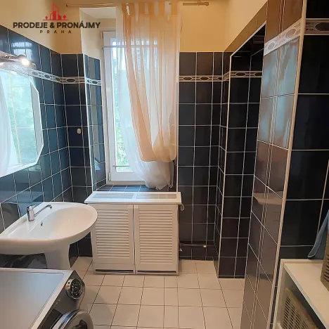 Prodej vily, Praha - Suchdol, 243 m2