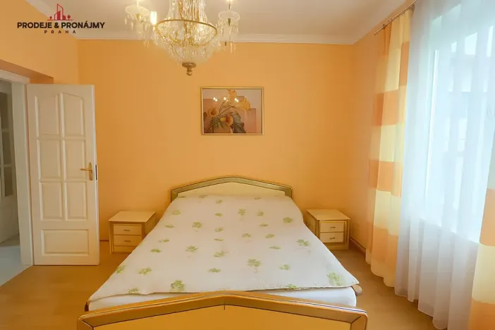 Prodej vily, Praha - Suchdol, 243 m2