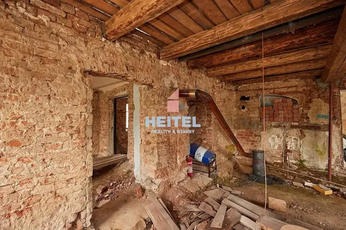 Prodej vícegeneračního domu, Hanušovice, 400 m2