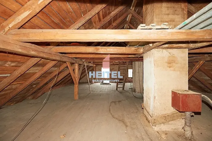 Prodej vícegeneračního domu, Hanušovice, 400 m2