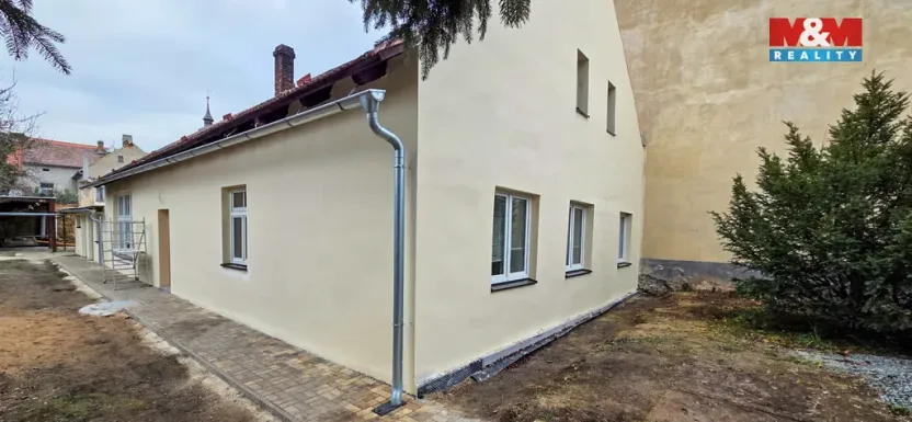 Pronájem bytu 2+kk, Heřmanův Městec, Masarykovo náměstí, 63 m2