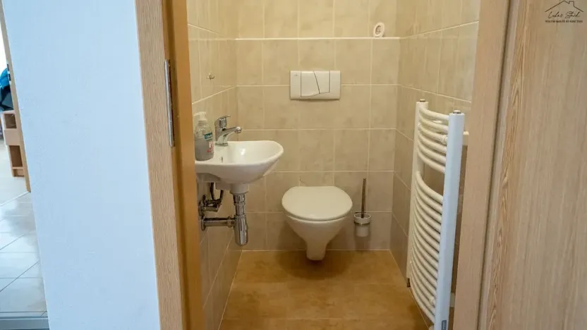 Pronájem bytu 2+kk, Praha - Košíře, Černochova, 51 m2
