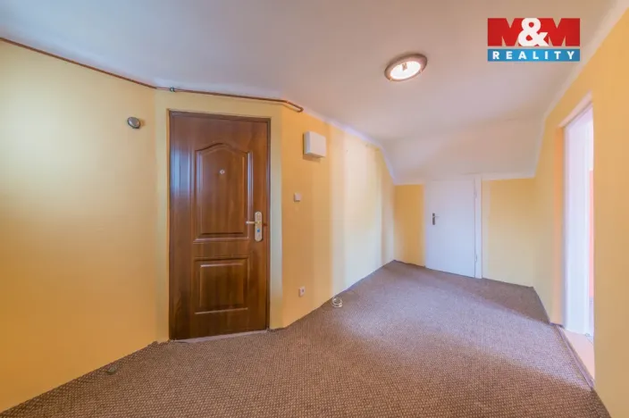 Pronájem bytu 1+kk, Krnov, Nádražní, 30 m2