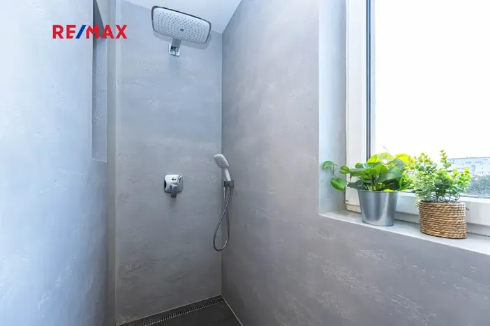 Pronájem bytu 2+kk, Praha - Strašnice, Novostrašnická, 68 m2