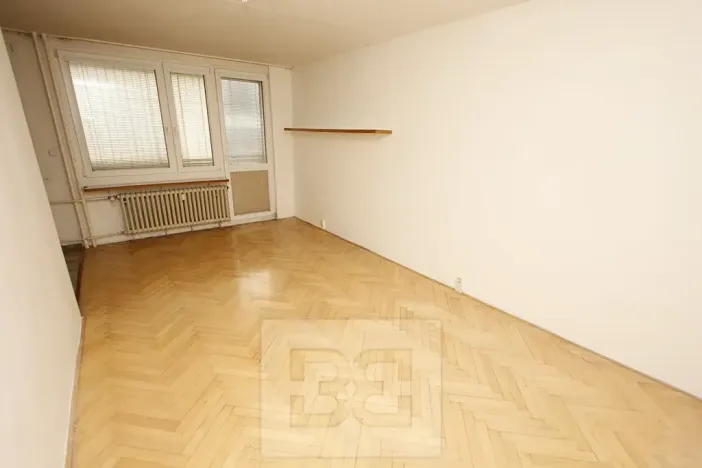 Pronájem bytu 3+kk, Praha - Karlín, U Sluncové, 83 m2