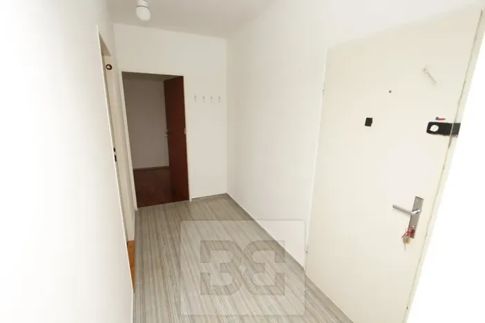 Pronájem bytu 3+kk, Praha - Karlín, U Sluncové, 83 m2