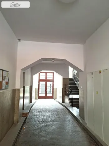 Prodej bytu 2+kk, Praha - Bubeneč, Verdunská, 51 m2