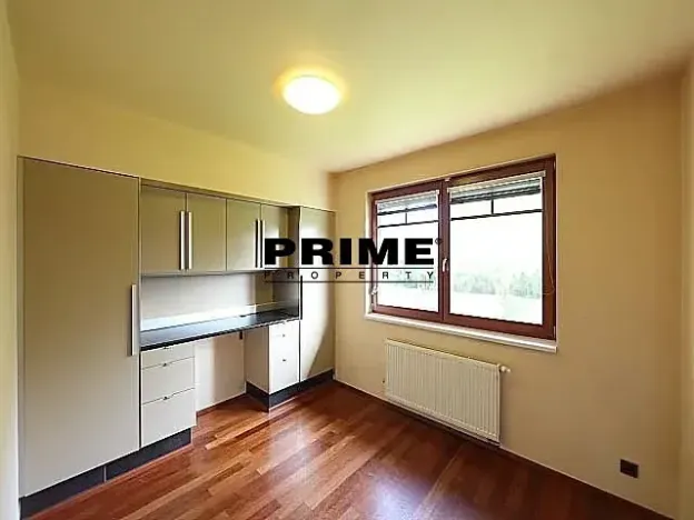 Pronájem rodinného domu, Průhonice, Pod Valem II., 320 m2