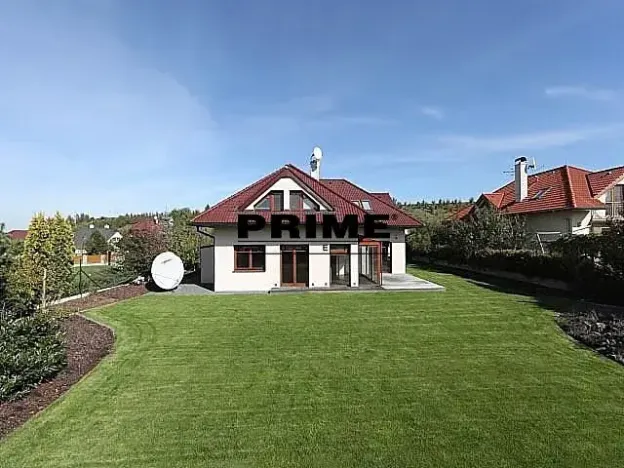 Pronájem rodinného domu, Průhonice, Pod Valem II., 320 m2