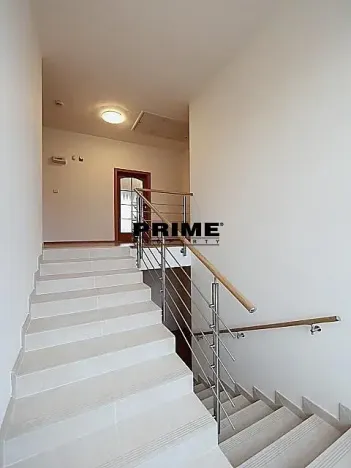 Pronájem rodinného domu, Průhonice, Sadová, 300 m2