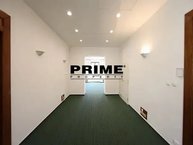 Pronájem kanceláře, Praha - Staré Město, Husova, 167 m2