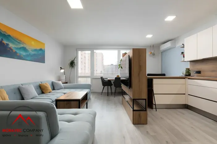 Pronájem bytu 2+kk, Opava, 17. listopadu, 58 m2