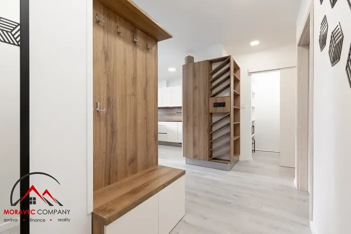 Pronájem bytu 2+kk, Opava, 17. listopadu, 58 m2