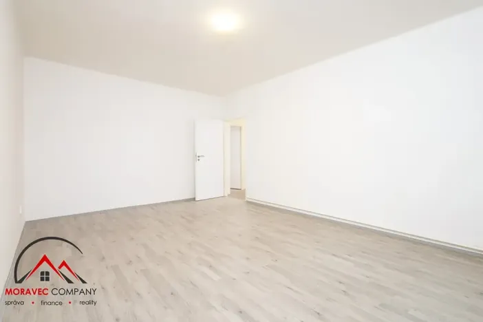 Pronájem bytu 1+1, Ostrava, Newtonova, 41 m2