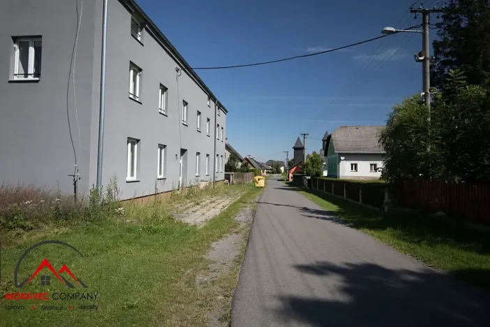 Pronájem bytu 1+kk, Třemešná, 40 m2