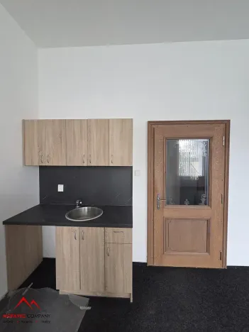 Pronájem kanceláře, Krnov, Revoluční, 36 m2