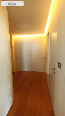 Pronájem bytu 4+kk, Praha - Nové Město, Ostrovní, 103 m2