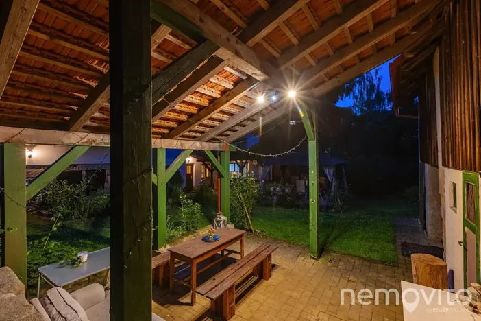 Prodej vícegeneračního domu, Lobeč, 340 m2