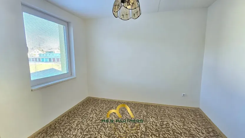 Prodej bytu 4+1, Chlum u Třeboně, Sídliště F. Hrubína, 87 m2